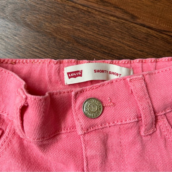 Levi's Baby Girls' Denim Shorty Shorts - Picture 10 of 11